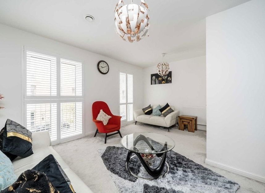 House Charmille Avenue in Greater London