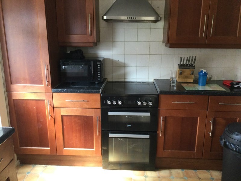 Room Spinney Lane in Nuneaton and Bedworth