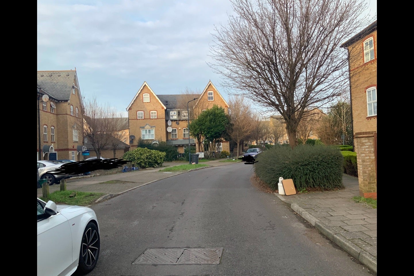 Flat Chamberlayne Avenue in Greater London