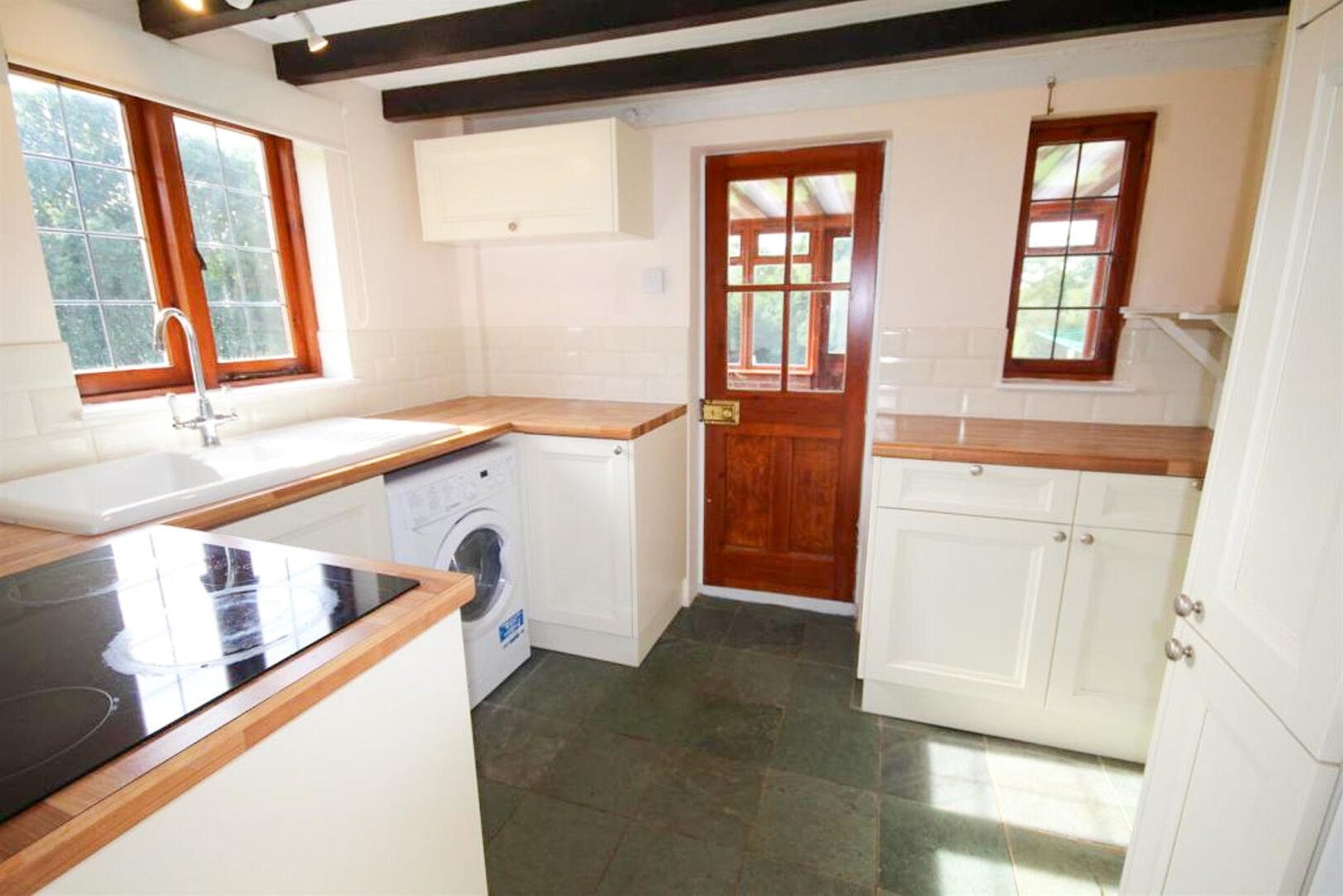 House Heathfield Way in Northampton