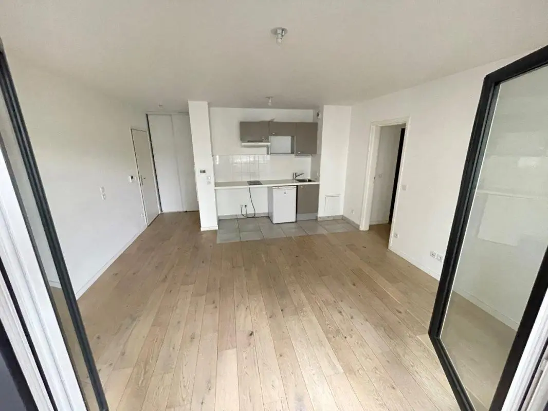 Flat Rue Raoul in Bois-Colombes