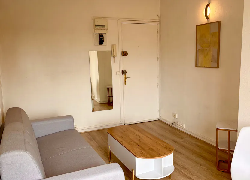 Flat Rue Lagrange in Bordeaux