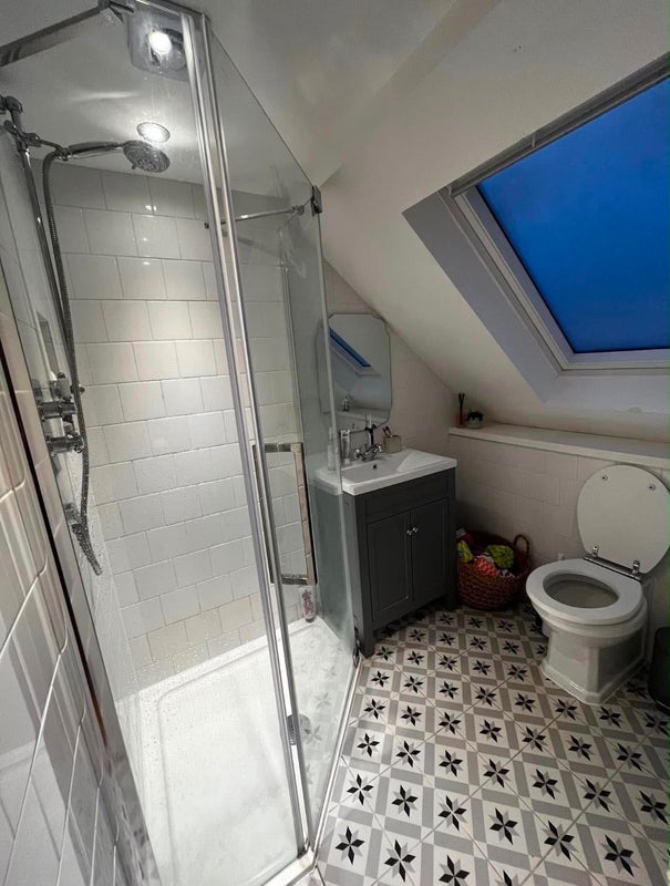 Room Bavent Road in Greater London