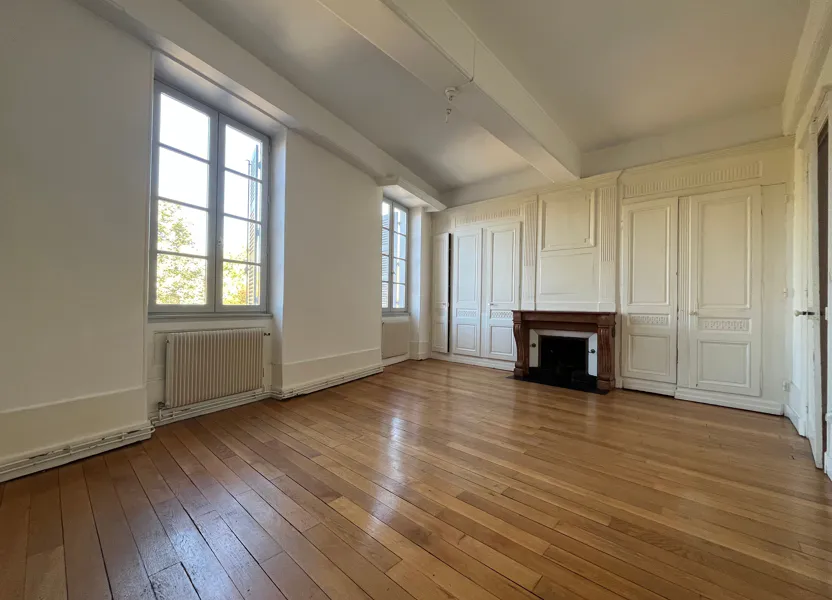 Appartement Rue Victor Hugo à Mâcon