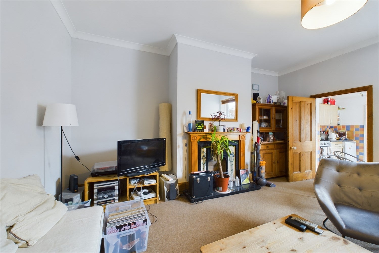 Flat Dinsdale Road in Newcastle upon Tyne