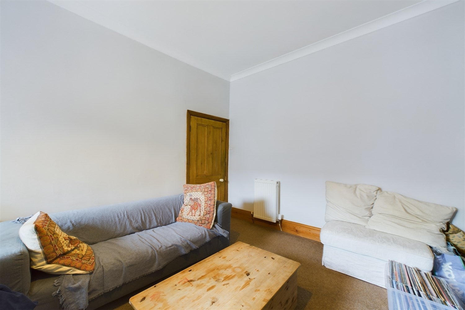 Flat Dinsdale Road in Newcastle upon Tyne