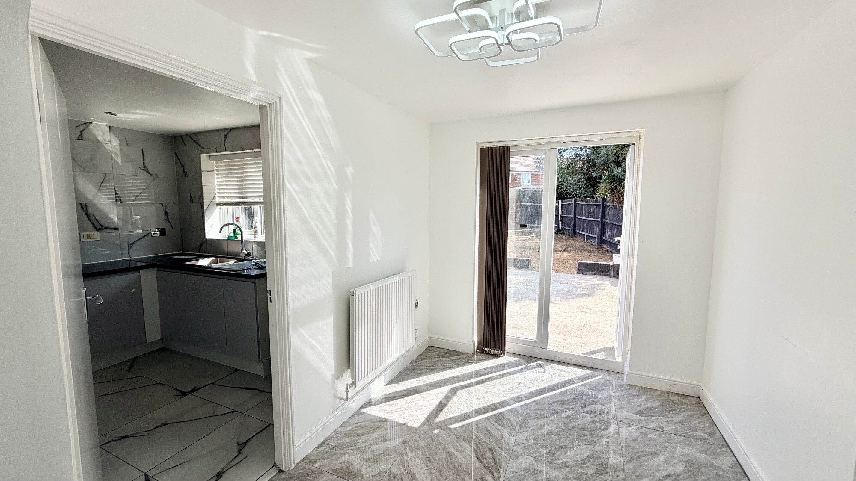 House Neptune Close in Greater London