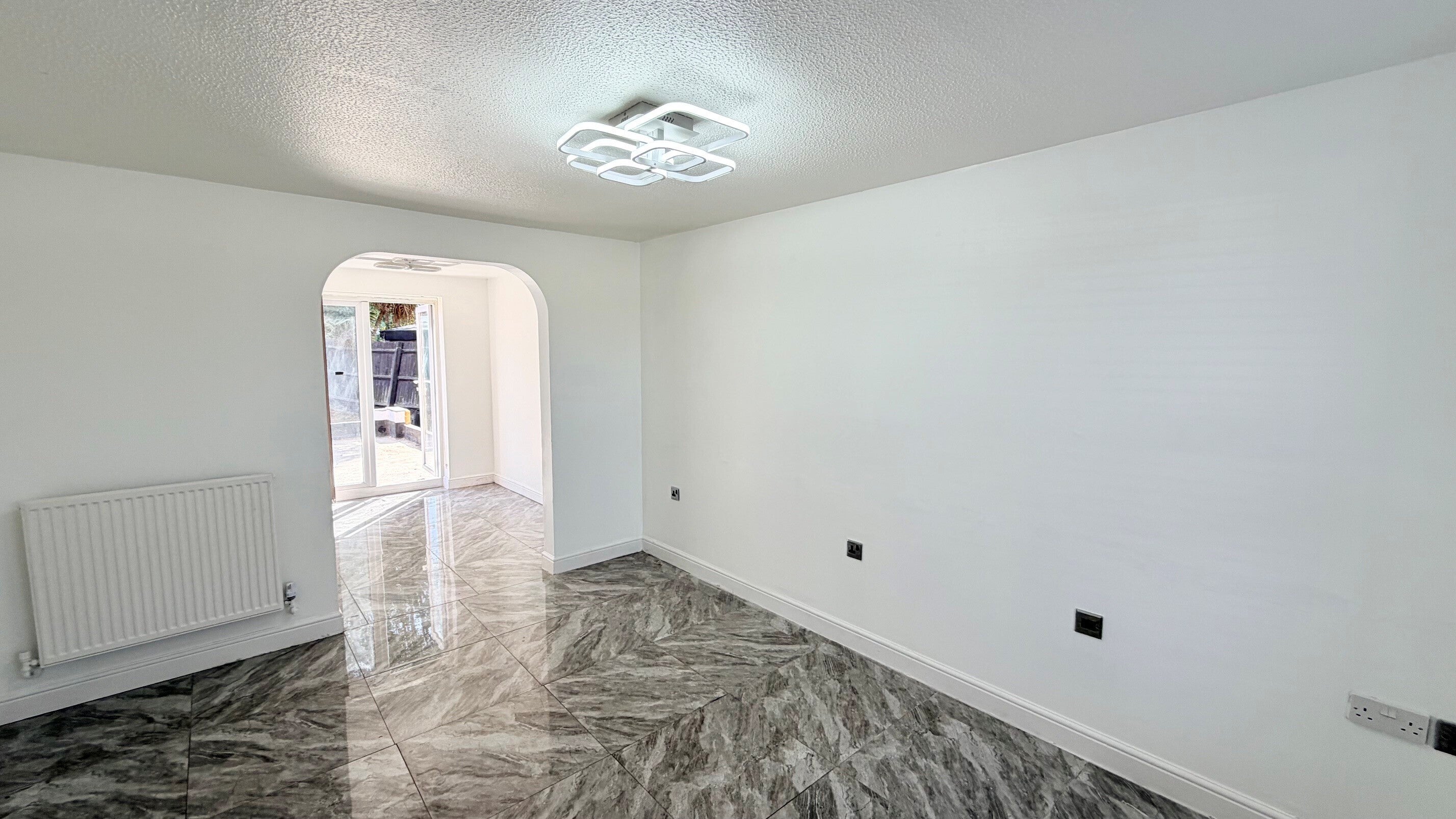 House Neptune Close in Greater London