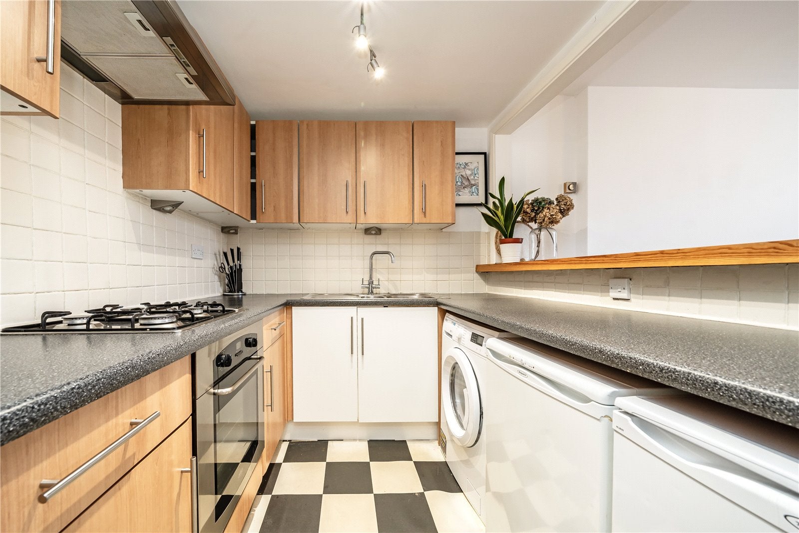 Flat Denbigh Street in City of Westminster
