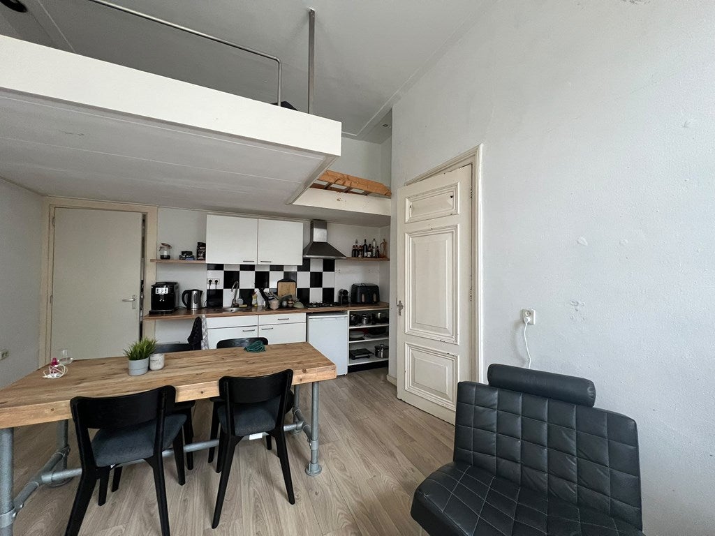 Kamer Ubbo Emmiusstraat 6
