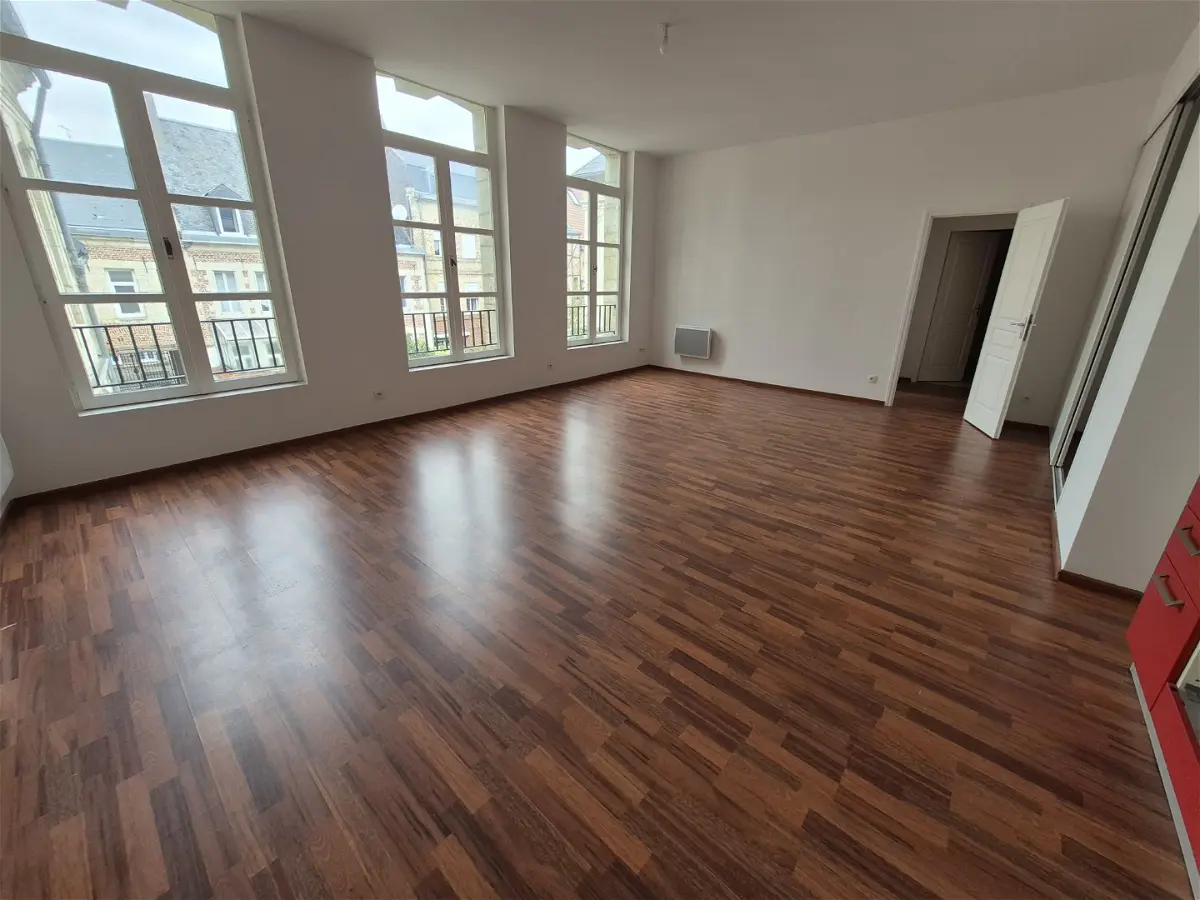 Flat Rue Ernest Lepot in Cambrai
