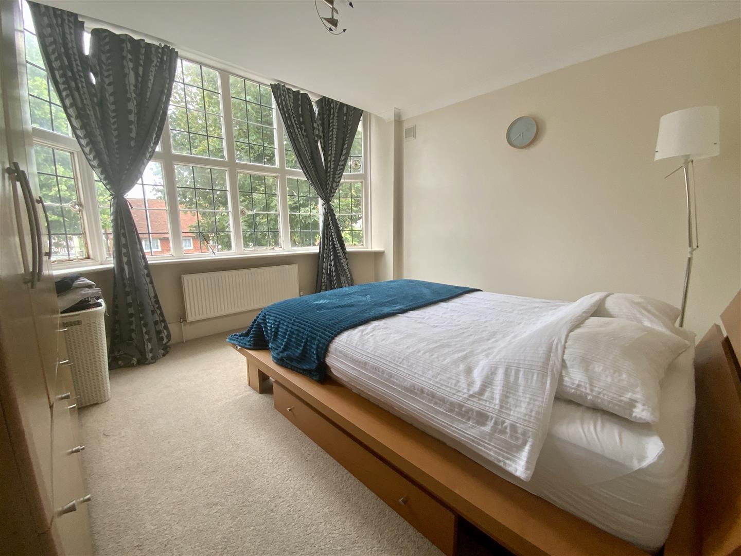 Flat Davigdor Road in Hove