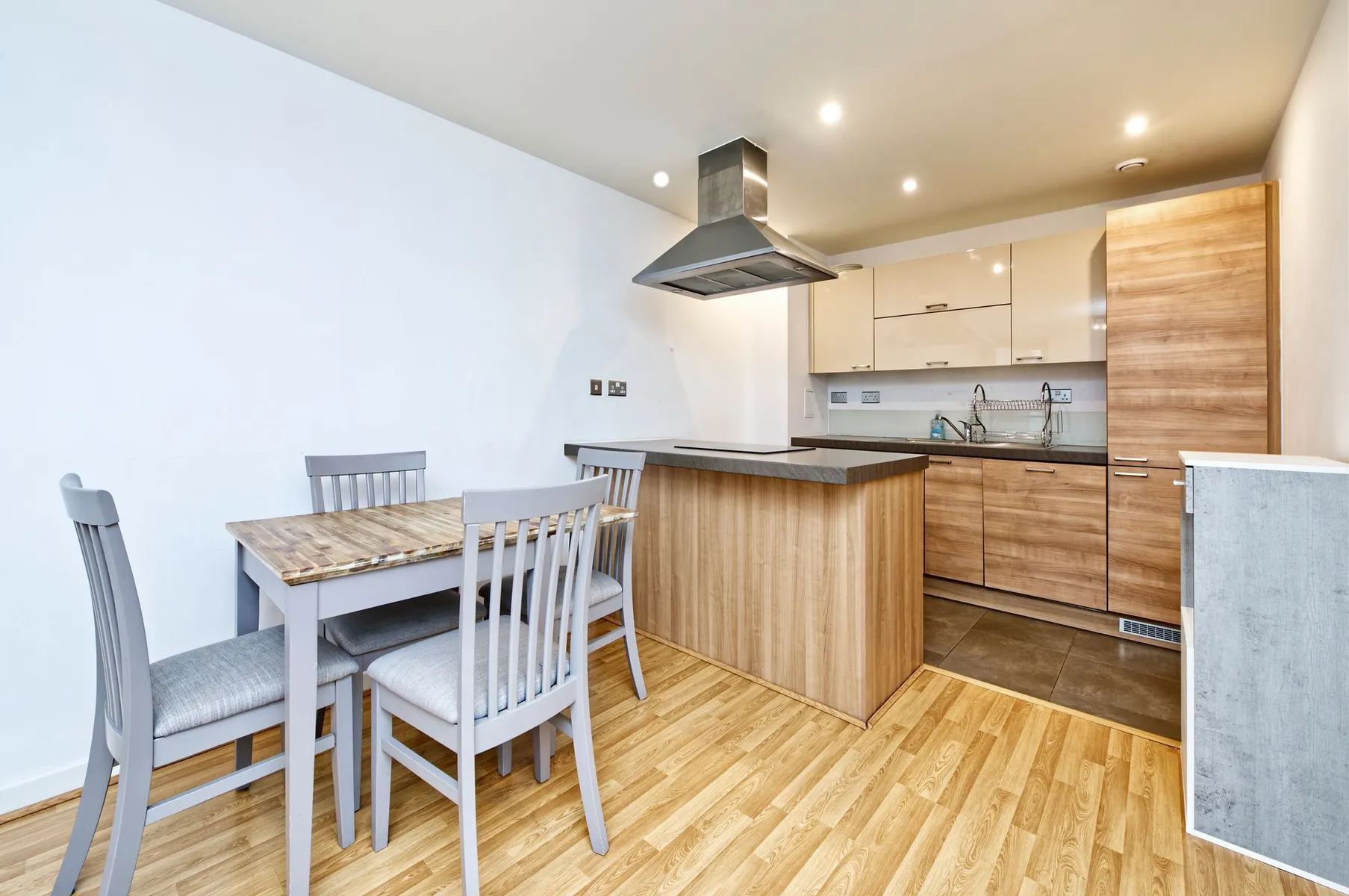 Flat Homerton Road in Greater London