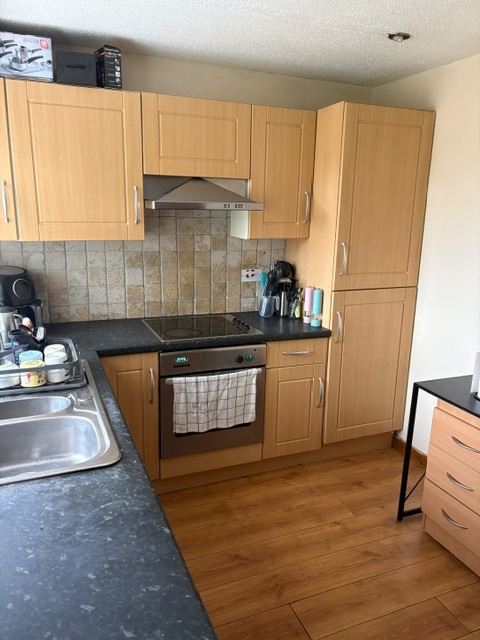 House Leglen Wood Crescent in Glasgow