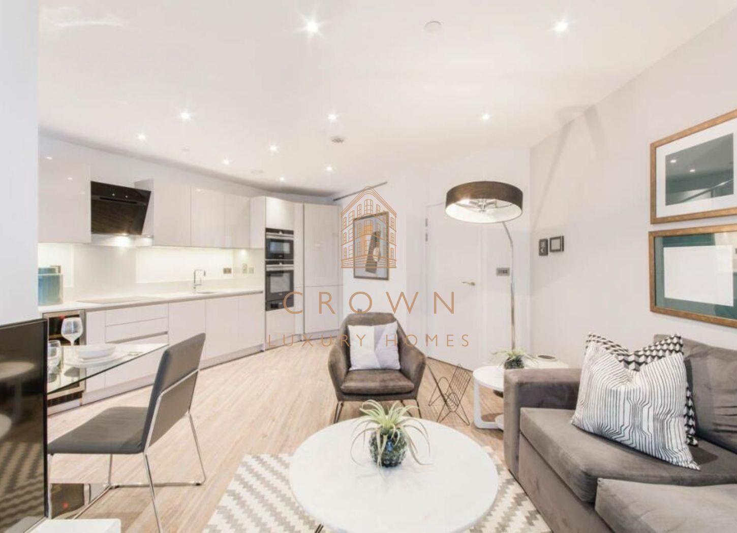 Flat New Drum Street in Greater London