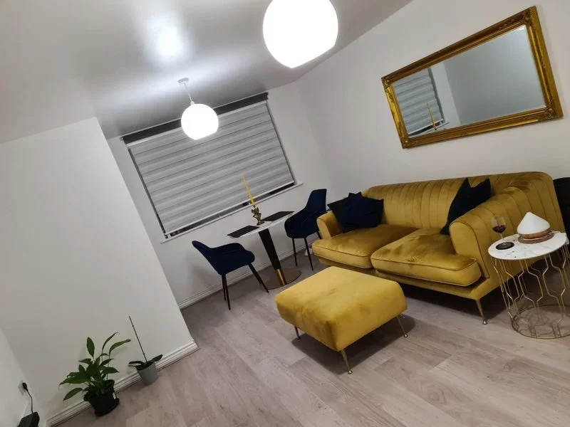 Flat Sydenham Road in Greater London