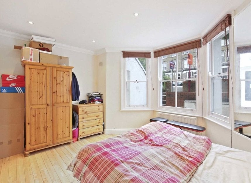 Flat Tufnell Park Road in Greater London