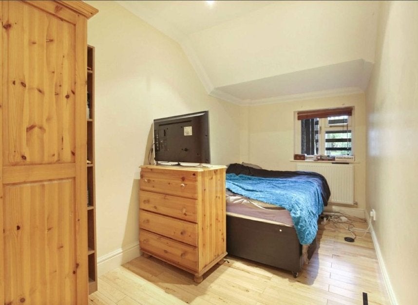 Flat Tufnell Park Road in Greater London