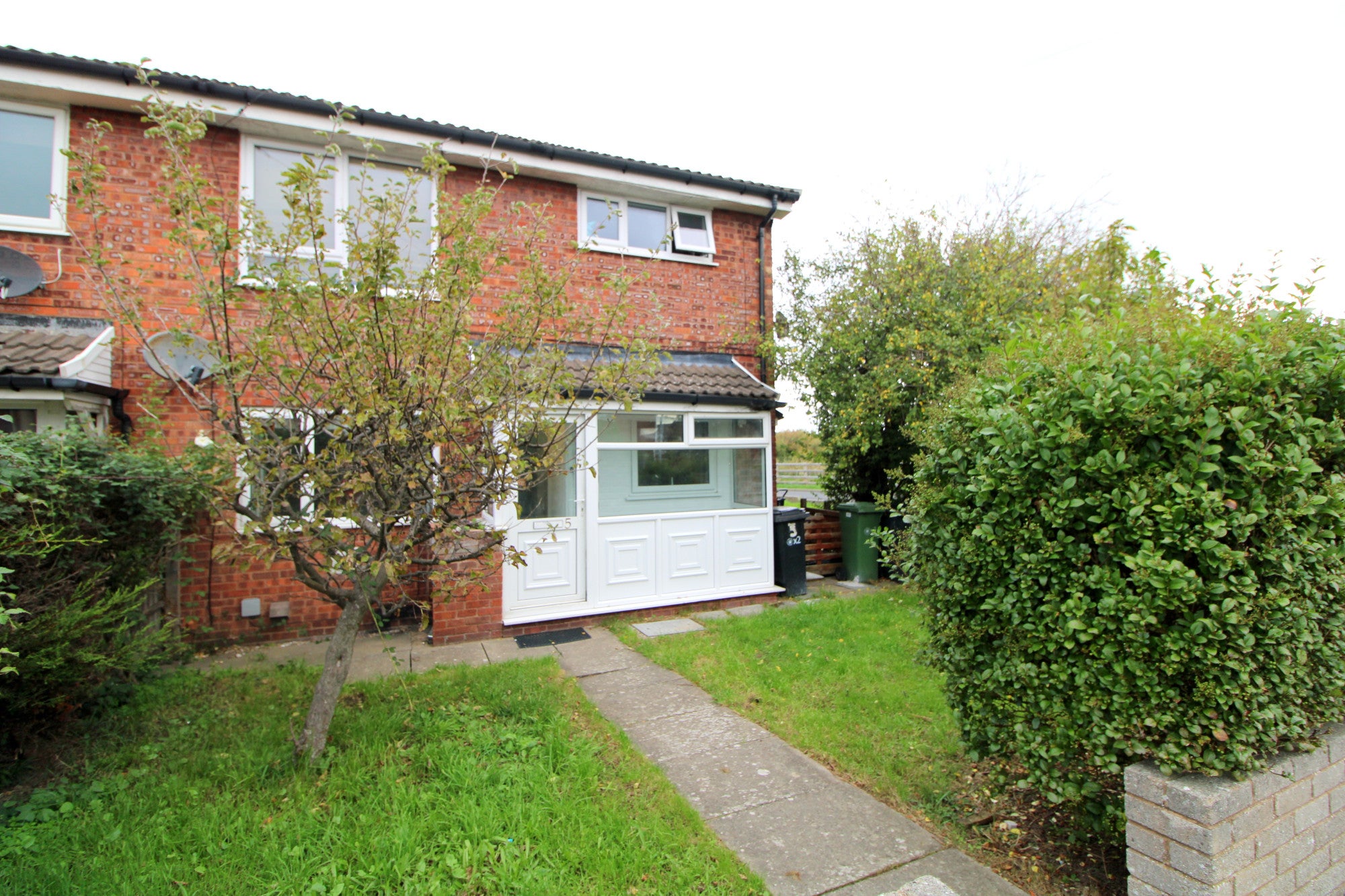Flat Llys Helyg in Rhyl
