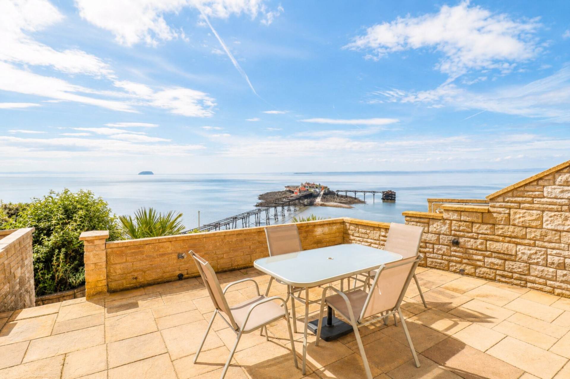 Flat Camp Road in Weston-super-Mare
