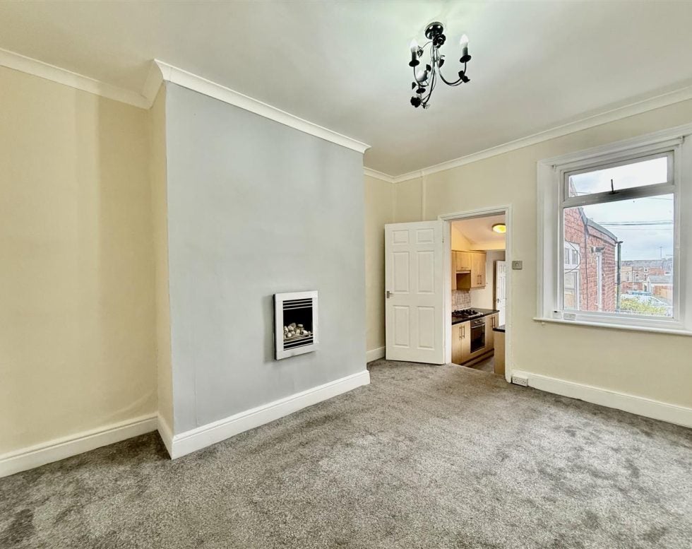 Flat Prince Consort Road in Gateshead