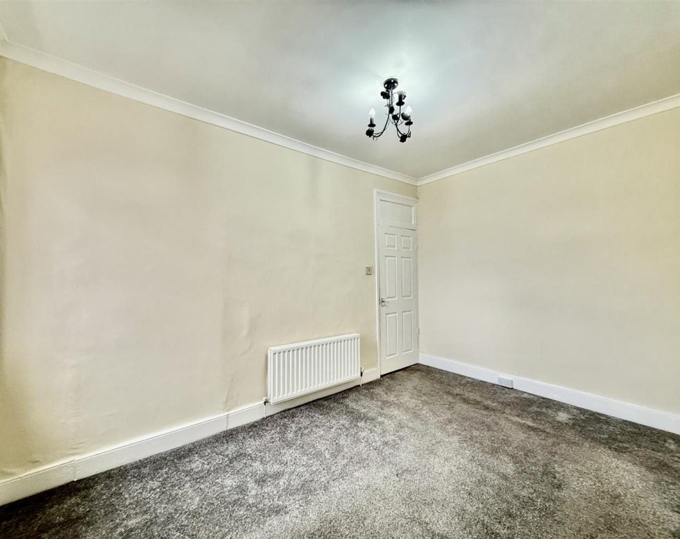 Flat Prince Consort Road in Gateshead