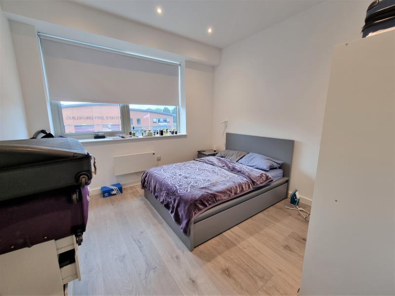 Flat Ladymead in Guildford