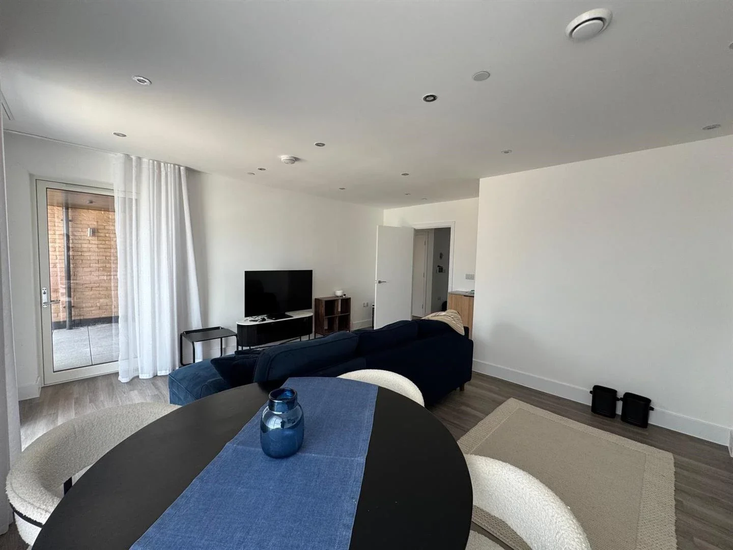 House Lismore Boulevard in Greater London