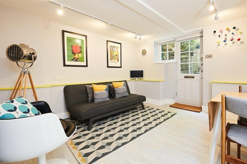 Room Mount View Road in Greater London