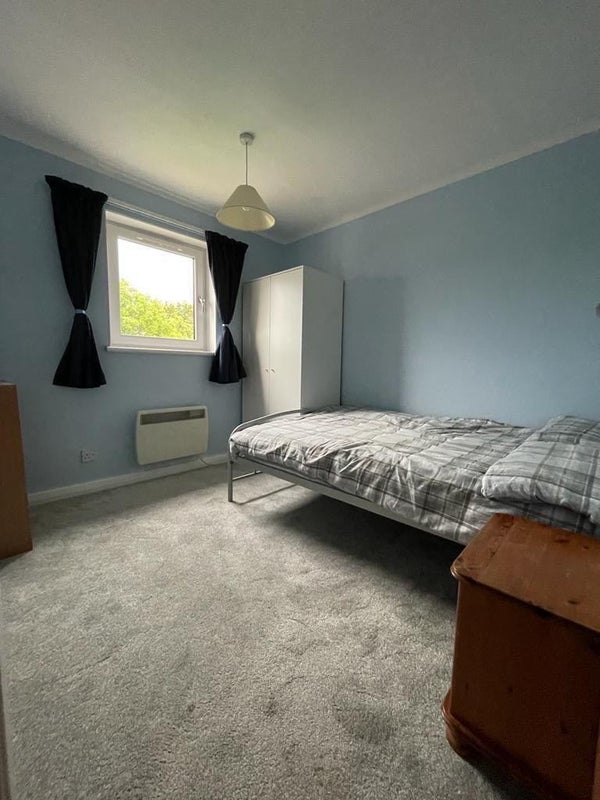 Flat Polwarth Terrace in City of Edinburgh