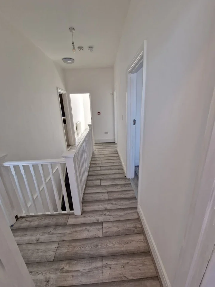 Room Uxbridge Road in Greater London