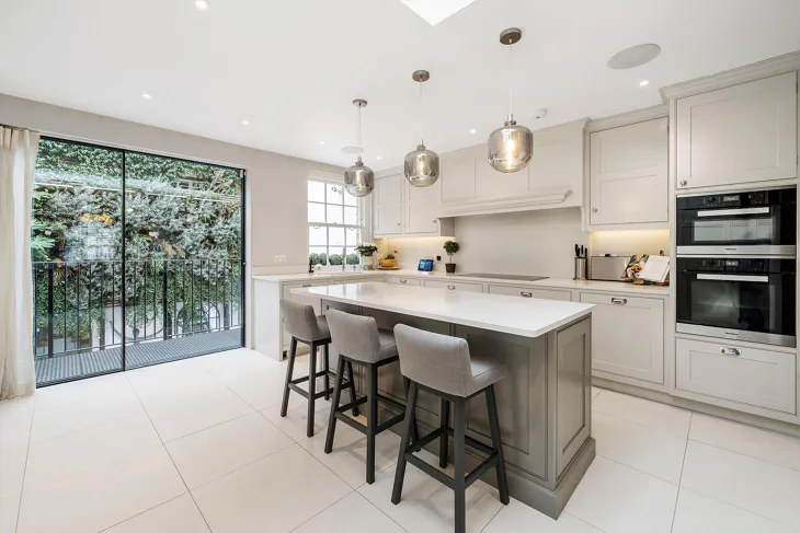 House Lower Belgrave Street in City of Westminster