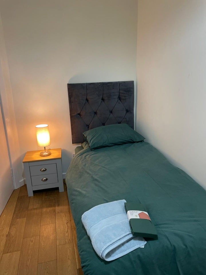 Room Elswick Street in Greater London
