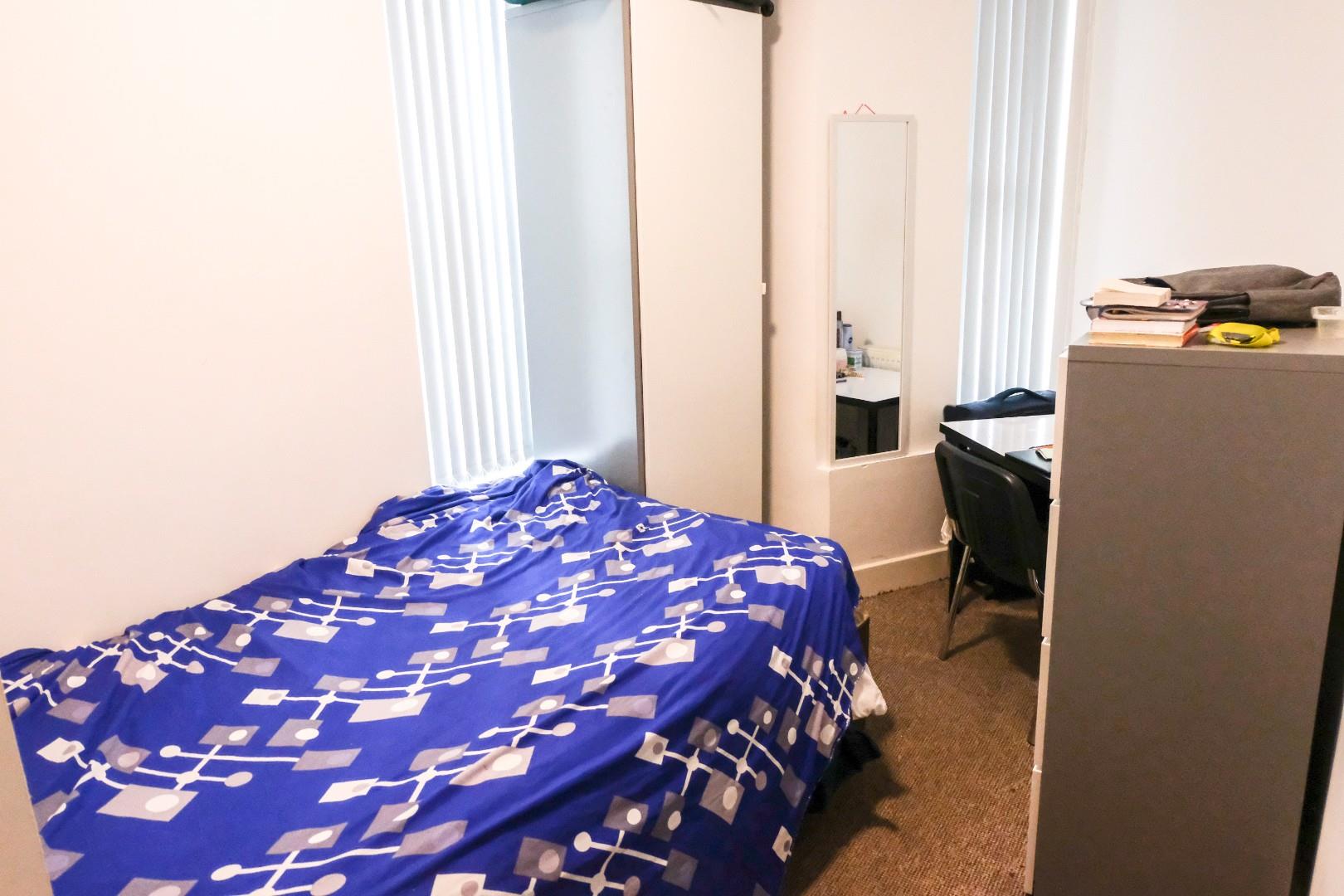 Flat Lisson Grove in Plymouth