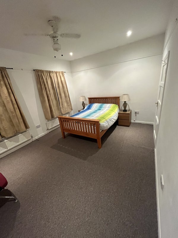 Room Harlescott Road in Greater London