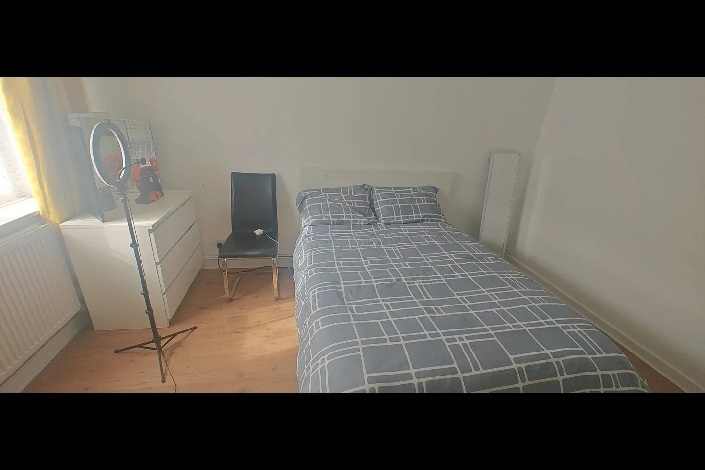 Room Cavendish Street in Greater London