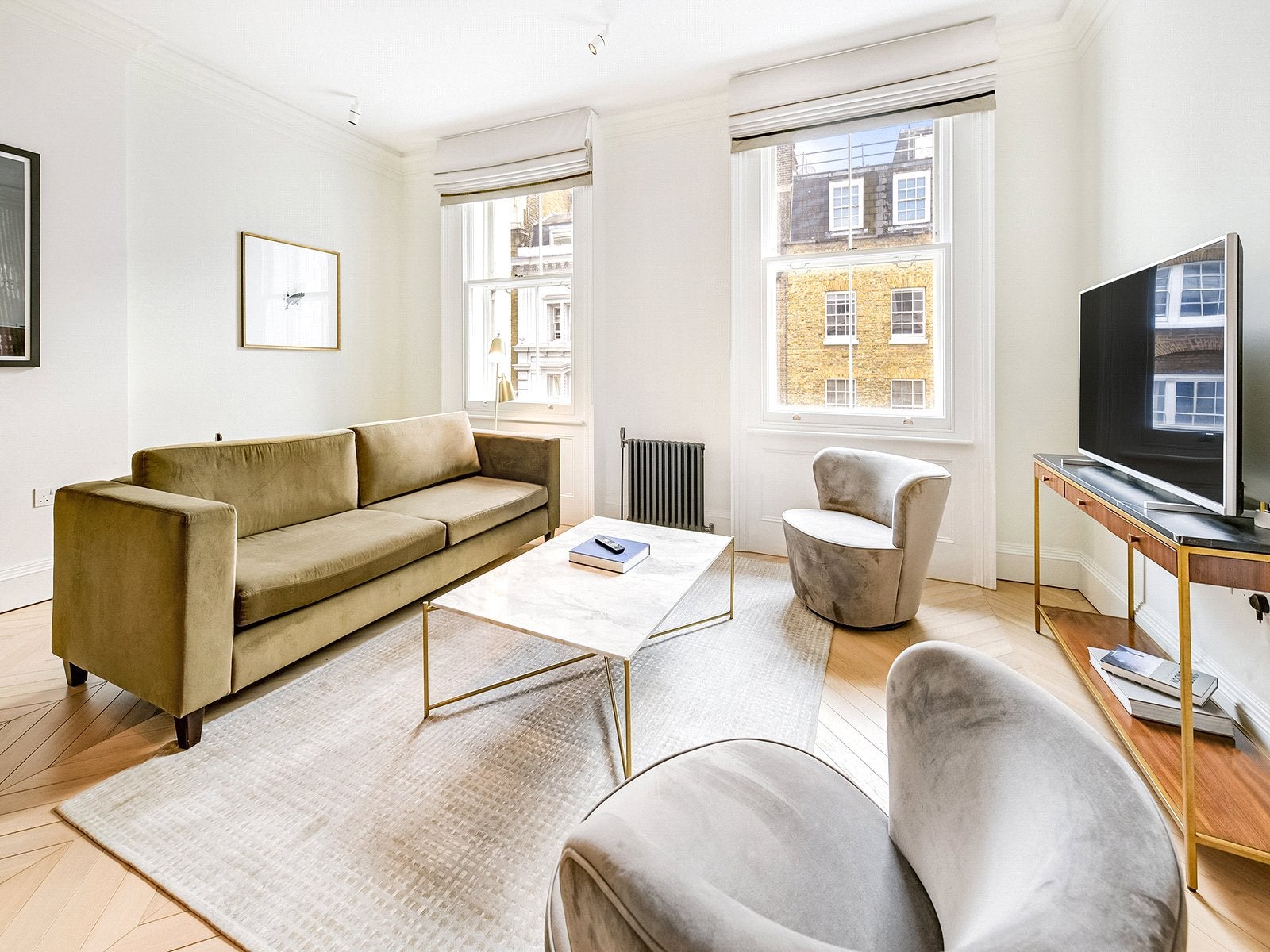 Flat Floral Court in City of Westminster
