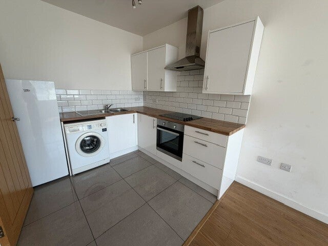 Flat Oxford Street in Wyre Forest