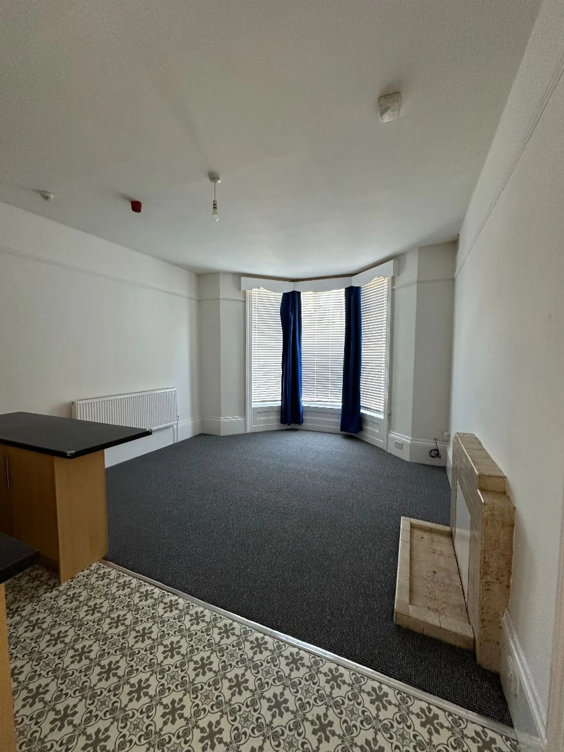 Flat Cromwell Parade in Scarborough