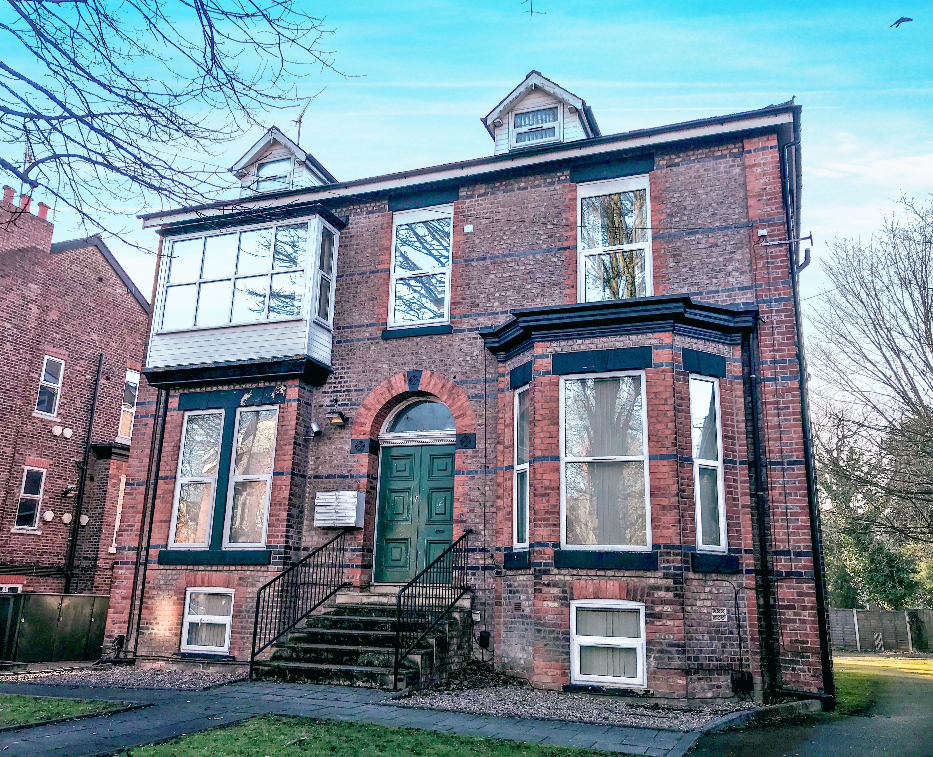 Flat Derby Road in Manchester