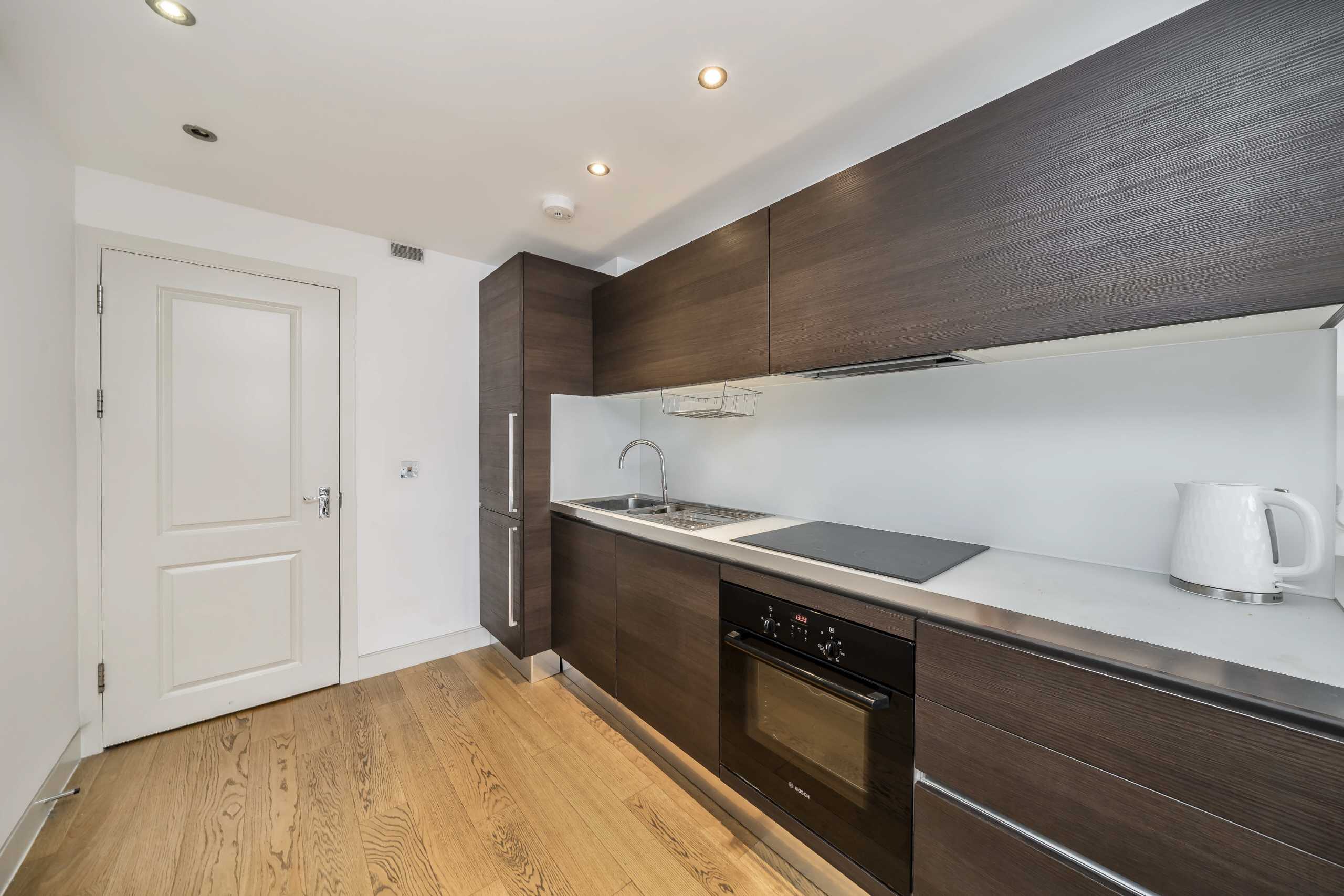 Flat Lower Marsh in Greater London