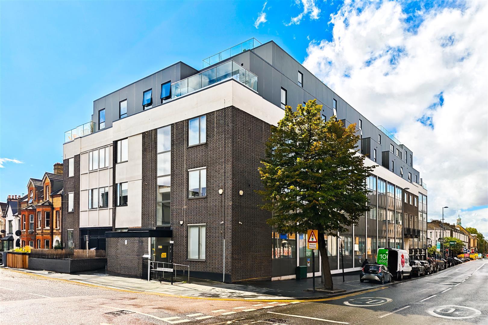 Flat Church Hill in Greater London