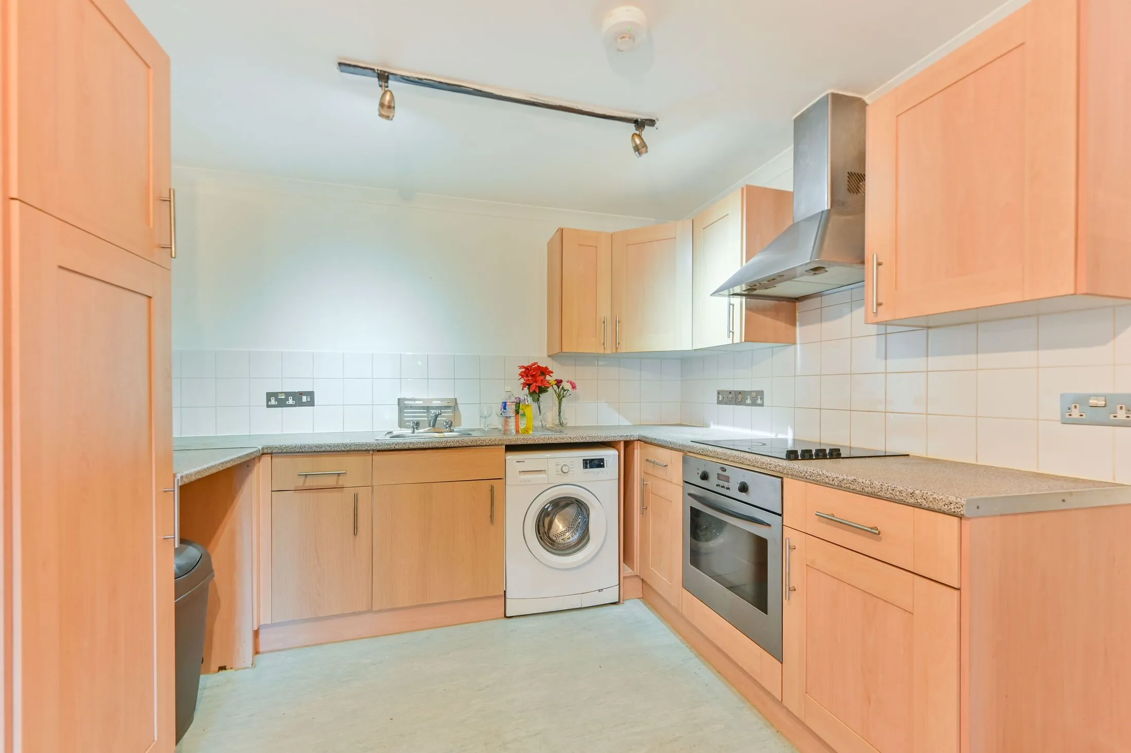 Flat Northwick Road in Greater London