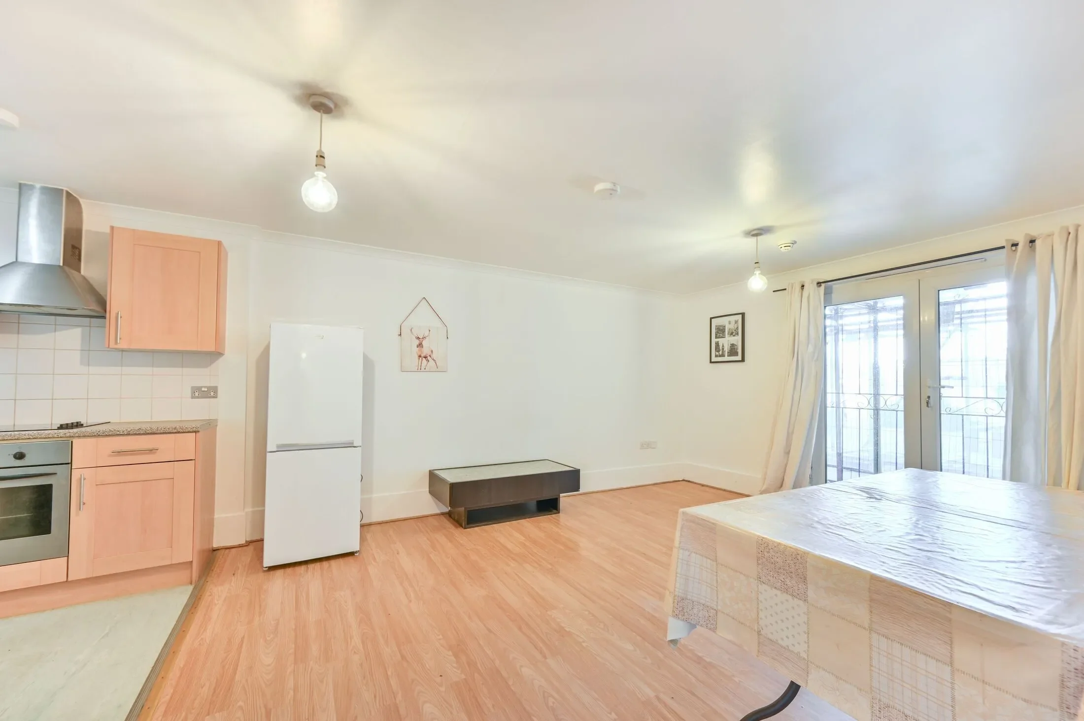Flat Northwick Road in Greater London