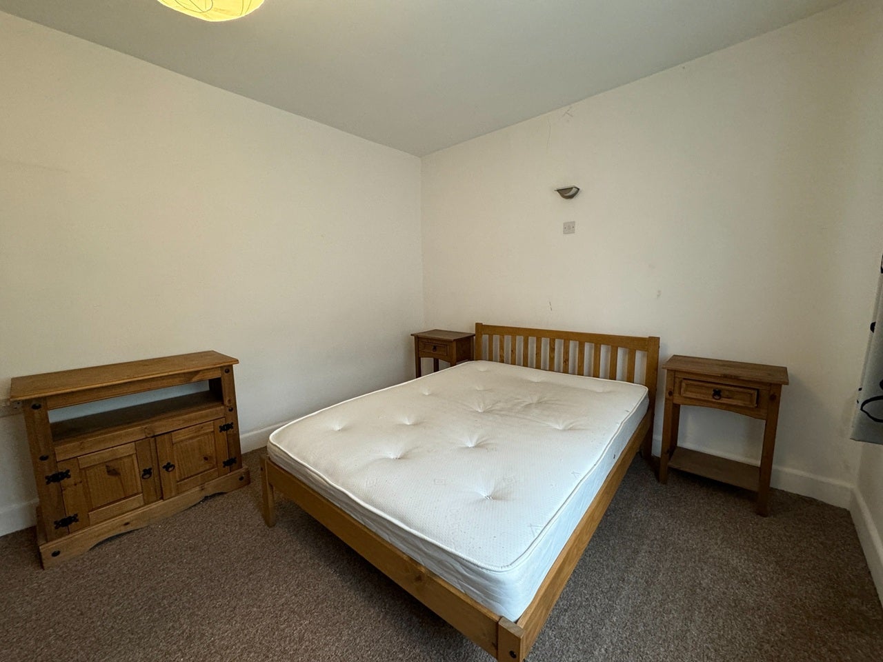 Room Lyon Street in Southampton