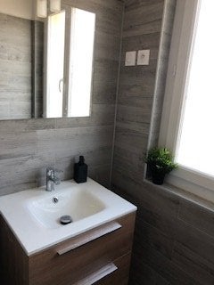 Flat Rue des Droits de l'Enfant in Marseille