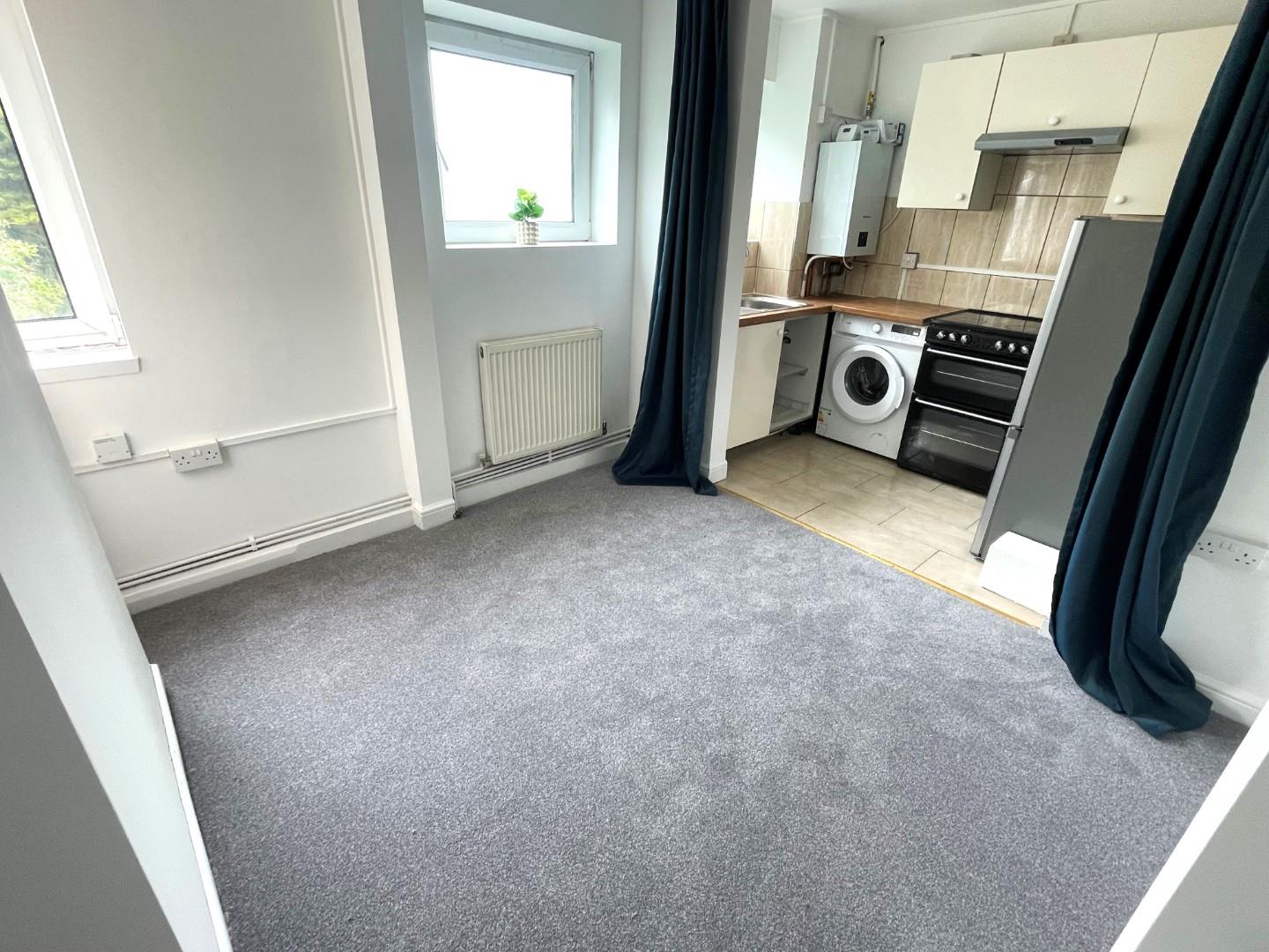 Flat Stanmore Hill in London