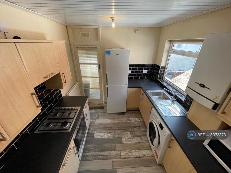 Flat Glenthorn Road in Newcastle upon Tyne