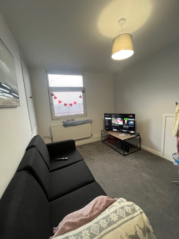 Room Crookes in Sheffield