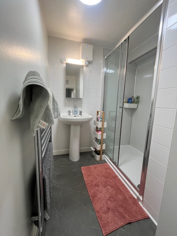 Room Crookes in Sheffield
